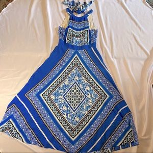 Maxi Dress, Eliza J size 16, halter style, fully lined silky fabric